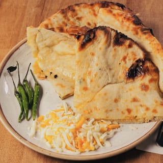 Chilli Cheese Naan